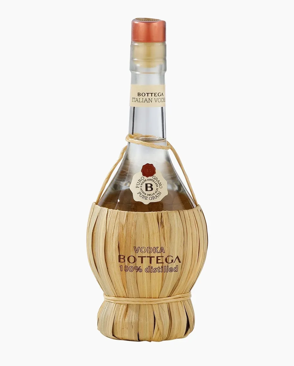 distilleria-bottega-fiasco-vodka-italienischer-premium-vodka-strohfiasco image 1