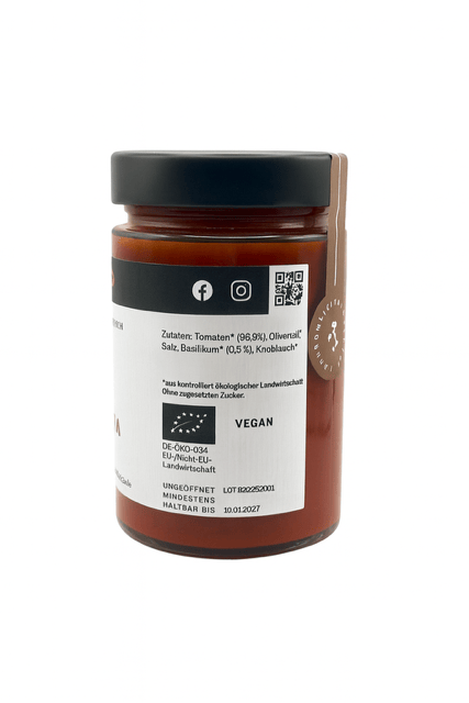 mani-in-pasta-pomodoro-basilico-italienische-tomatensauce-mit-basilikum image 2